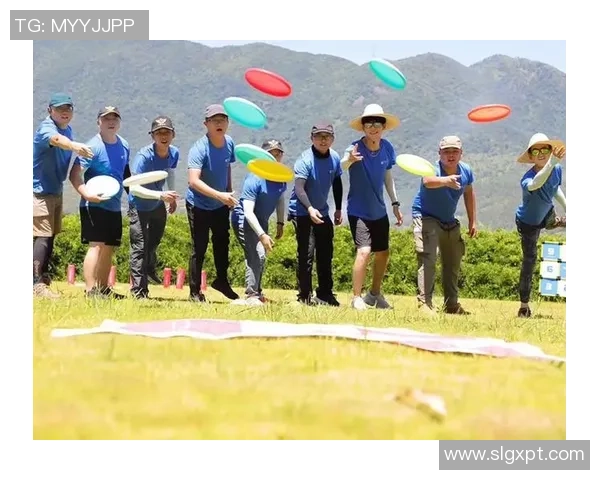 深圳飞盘队在极限运动嘉年华中的耐力表现精彩点评与分析